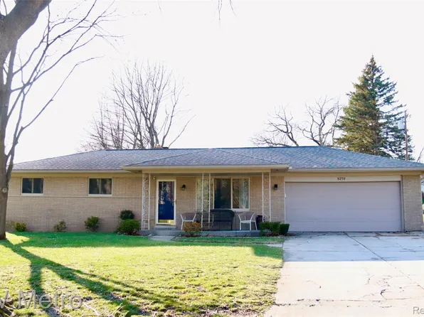 8250 Atha St, White Lake, MI 48386
