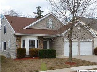 39 Pine Valley Rd, Jackson, NJ 08527