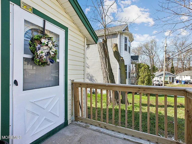 209 Hilltop Blvd — Photo 11