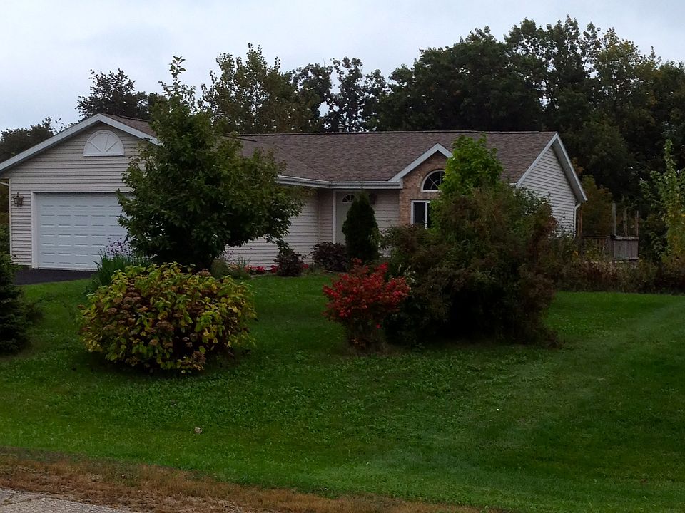 1st image of 11602 N Crestwood Dr