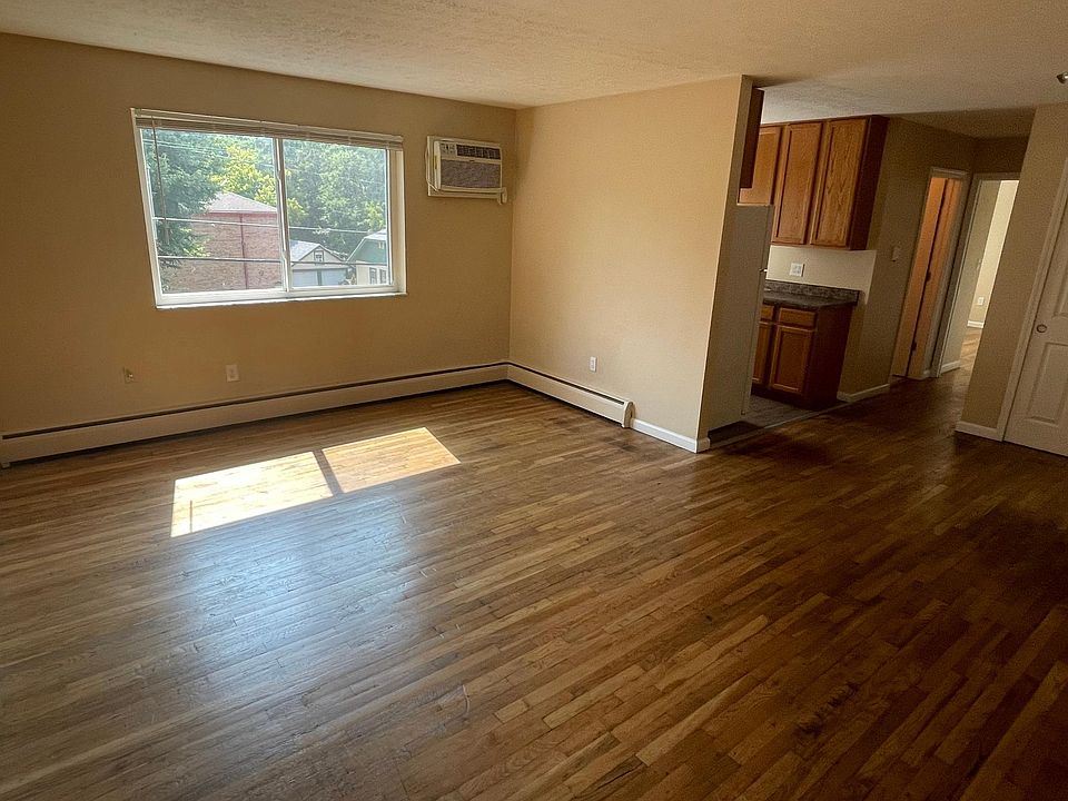 1st image of 2301 Salvador St #10