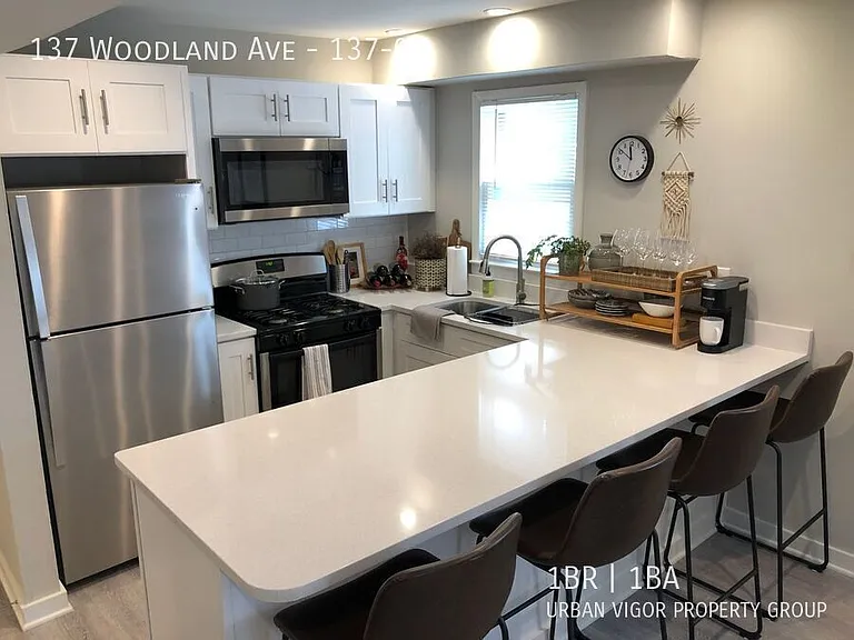 137 Woodland Ave #8 — Photo 25
