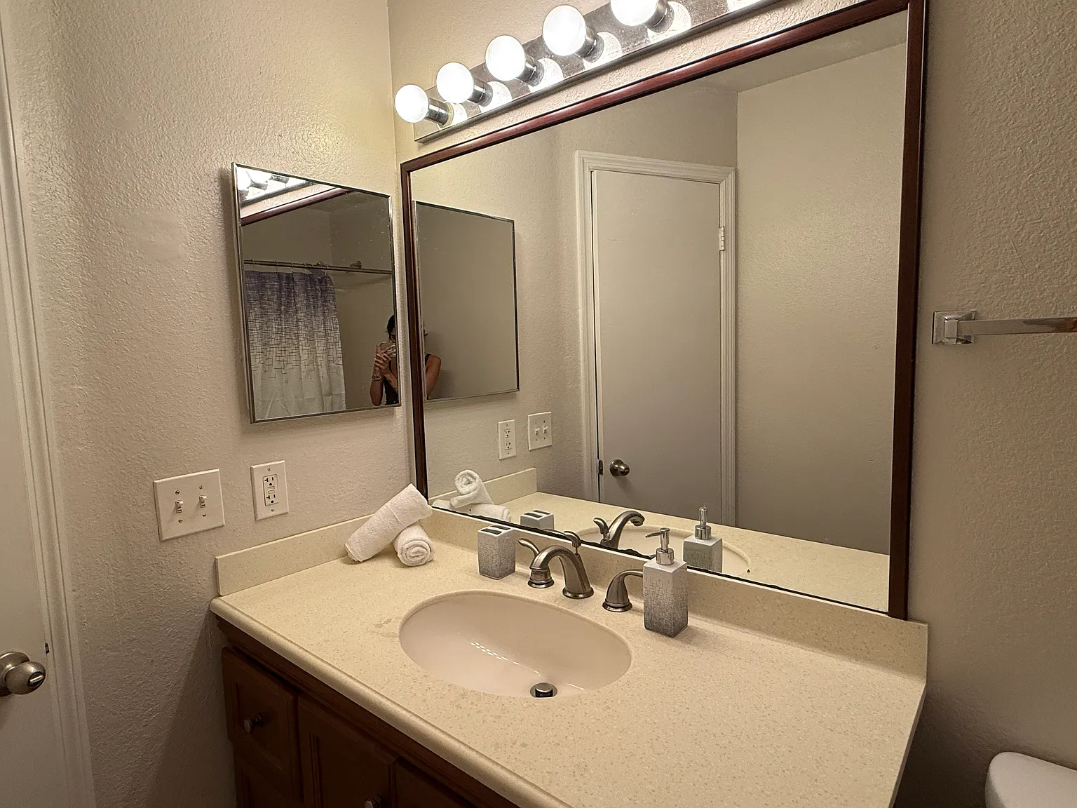2866 S University Dr — Photo 4