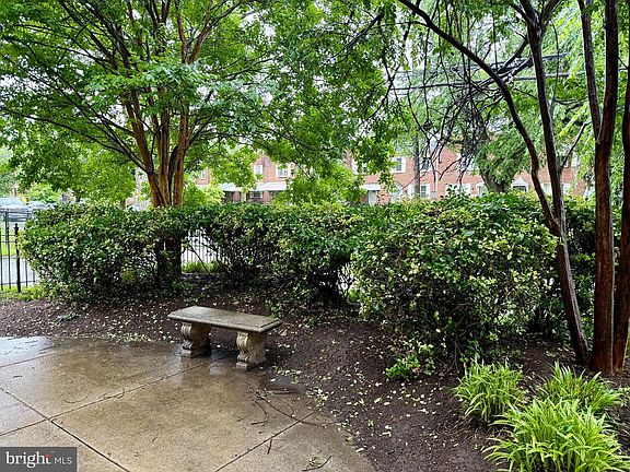 4th image of 4212 Benning Rd NE APT 6