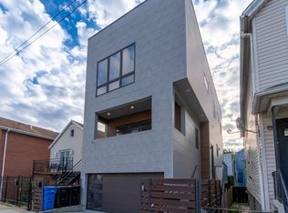 1920 S Shelby Ct, Chicago, IL 60608