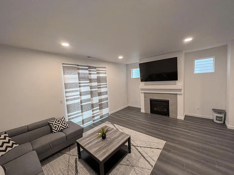 833 S 23rd Ave — Photo 14