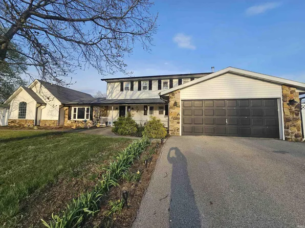 4346 N Centennial Dr, Bloomington, IN 47404