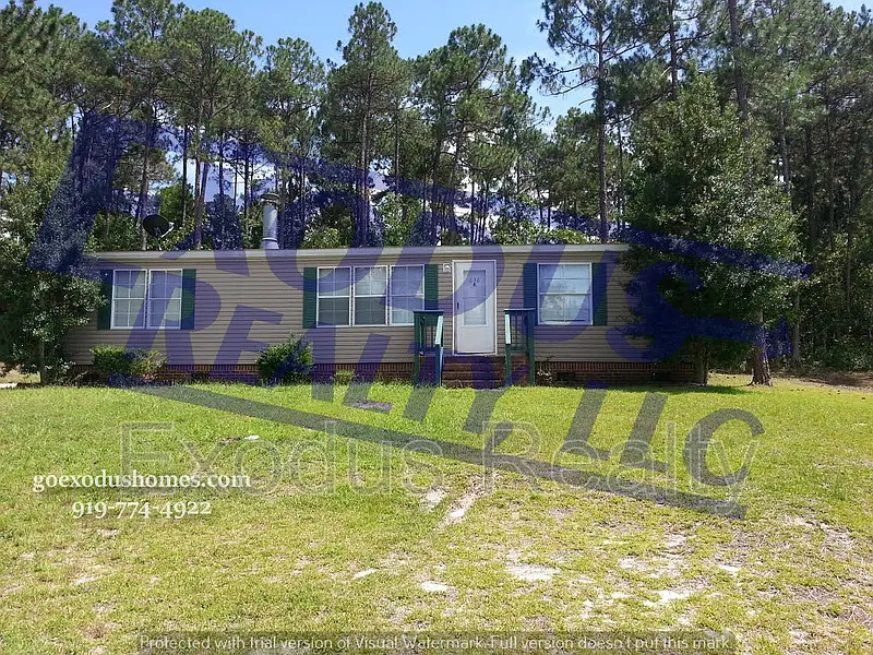 3 bed, 2.0 bath, 1200 sqft, $1,399 — Photo 2