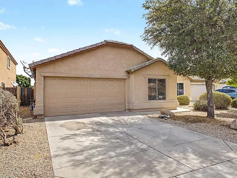 10970 W Sheridan St — Photo 2