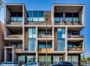 2424 W Chicago Ave #301, Chicago, IL 60622