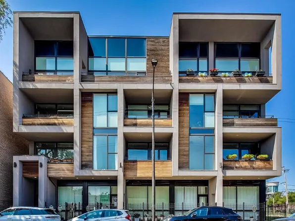 2424 W Chicago Ave #301, Chicago, IL 60622