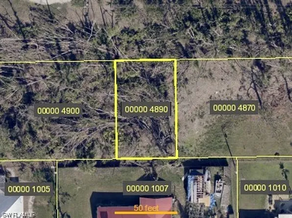 Beacon Ln, Bokeelia, FL 33922