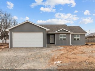 N3914 Deere Dr, Kaukauna, WI 54130