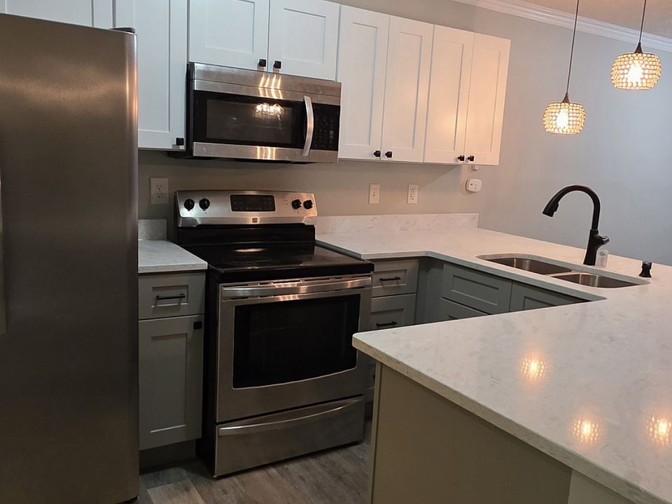 1st image of 6805 Willowbrook Dr APT 2