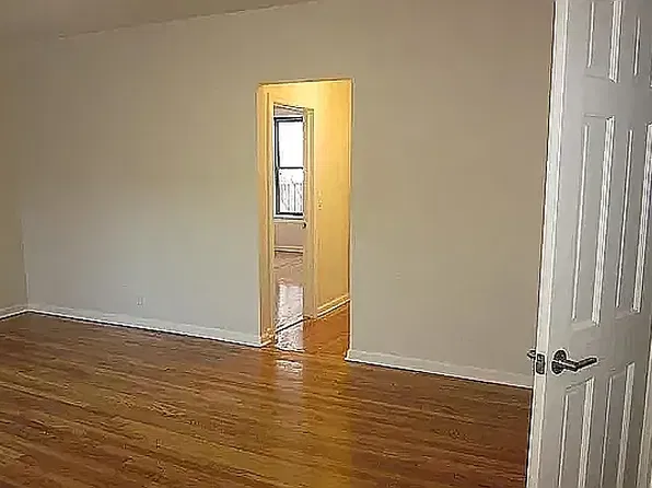 37-33 College Point Blvd #2G, Flushing, NY 11354