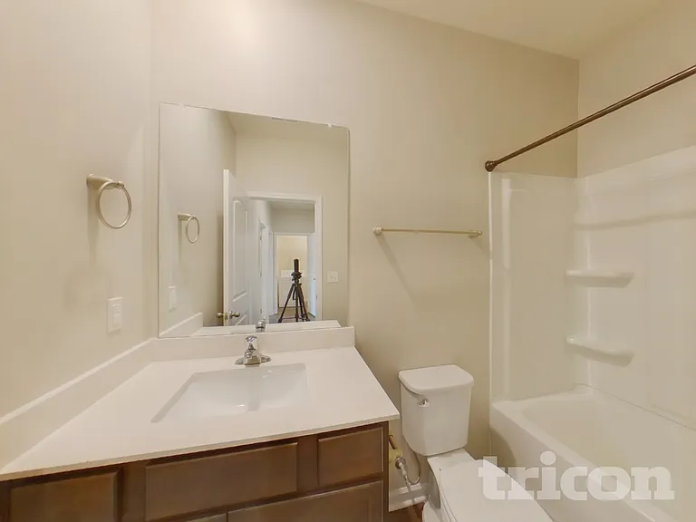 2818 Buzz St — Photo 13