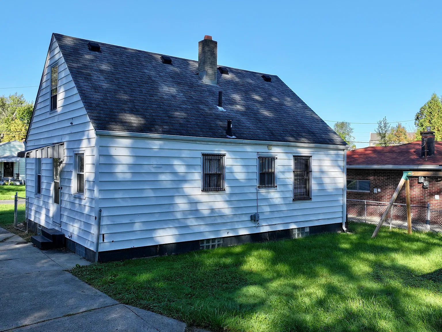 3 bed, 1080 sqft, $1,400 — Photo 4
