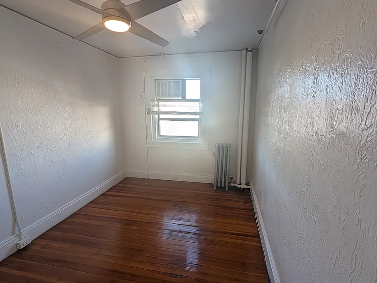 12 Westland Ave #1 — Photo 2