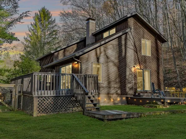 1484 Tyrone Rd, Morgantown, WV 26508