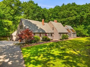 95 Lawrence Rd, Boxford, MA 01921