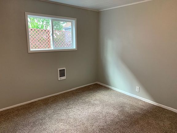 3rd image of 325 S Chelan Ave