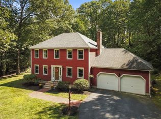 60 Allen Rd, Sturbridge, MA 01566