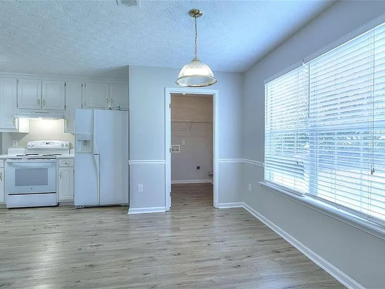4160 Janel Ln — Photo 27
