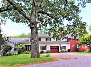 17 Jewett Rd, Sterling, MA 01564