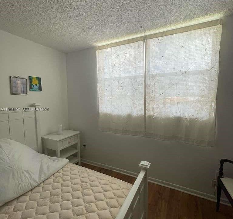 2nd image of 2860 Somerset Dr APT 405K
