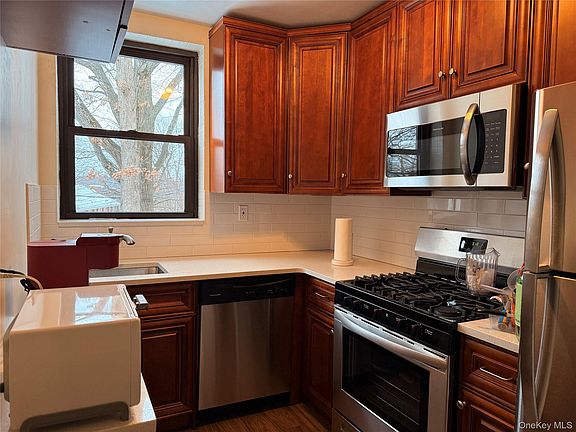 4th image of 67 Rockledge Road #1B
