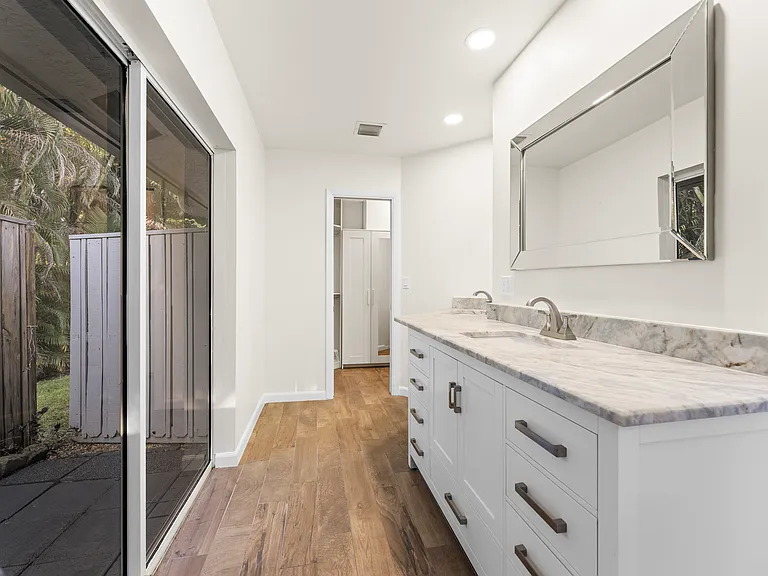 11741 NW 23rd St — Photo 43