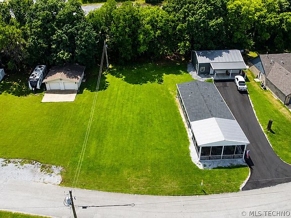 2nd image of 27975 S 563rd Rd