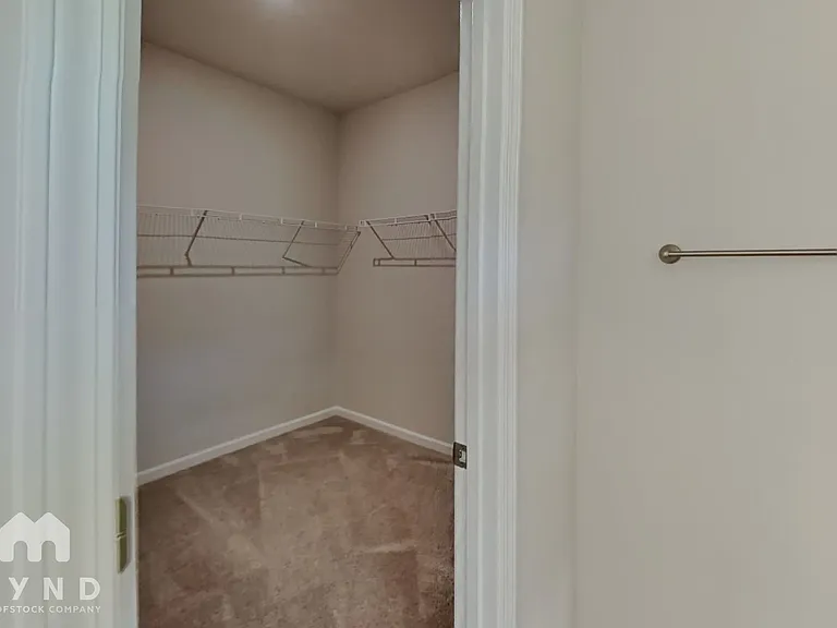7130 Amberhouse Dr — Photo 9