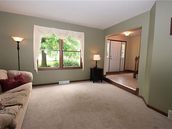 4th image of 5207 Austen Ln