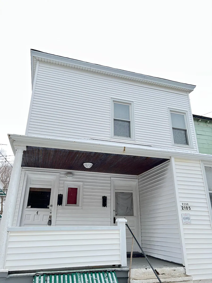 Front Entry - 2105 Murray Hill Rd #4