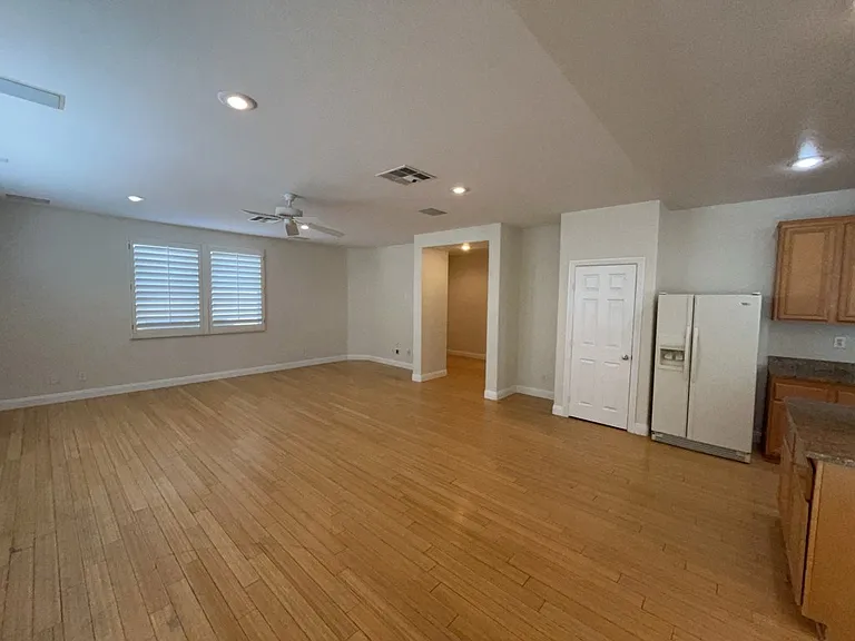 6043 Eganridge Ct — Photo 6