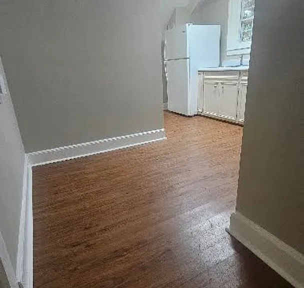 317 Sortwell St — Photo 10