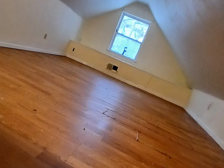314 E Michigan St — Photo 3