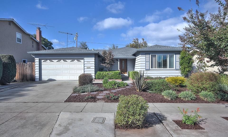 1st image of 1717 Hayford Dr