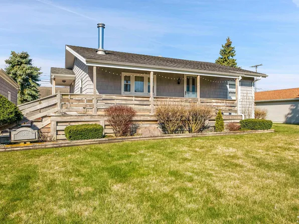4947 Elm St, Newport, MI 48166