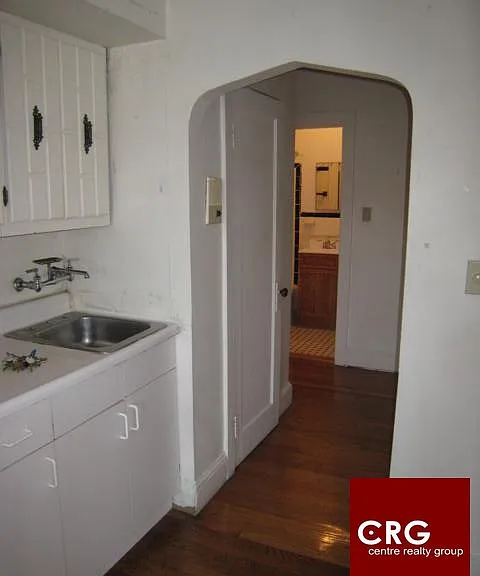 70 Strathmore Rd #3A — Photo 6