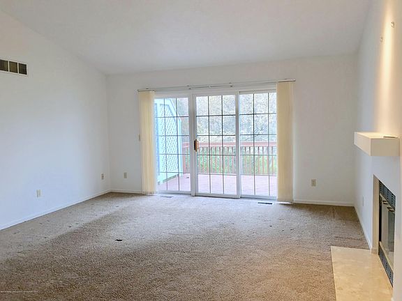 4th image of 5671 Bayonne Ave #27