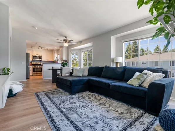 23412 Pacific Park Dr Unit 25C, Aliso Viejo, CA 92656
