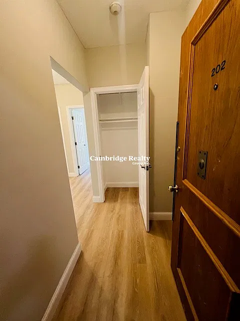 2 bed, 1.0 bath, $3,500 — Photo 3