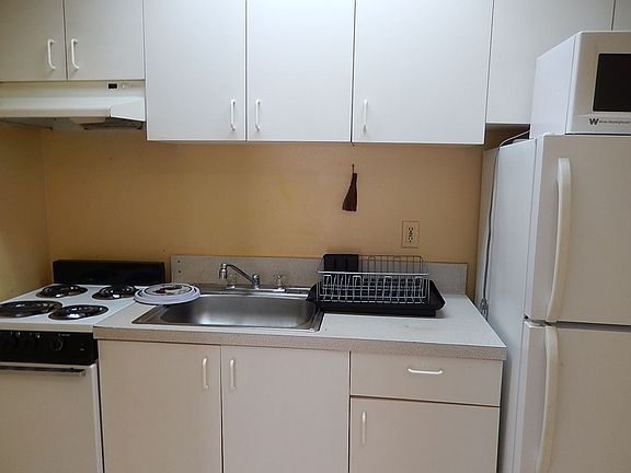 4th image of 2241 W Pensacola St APT 41