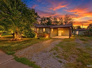 427 N Locust St, Centralia, IL 62801