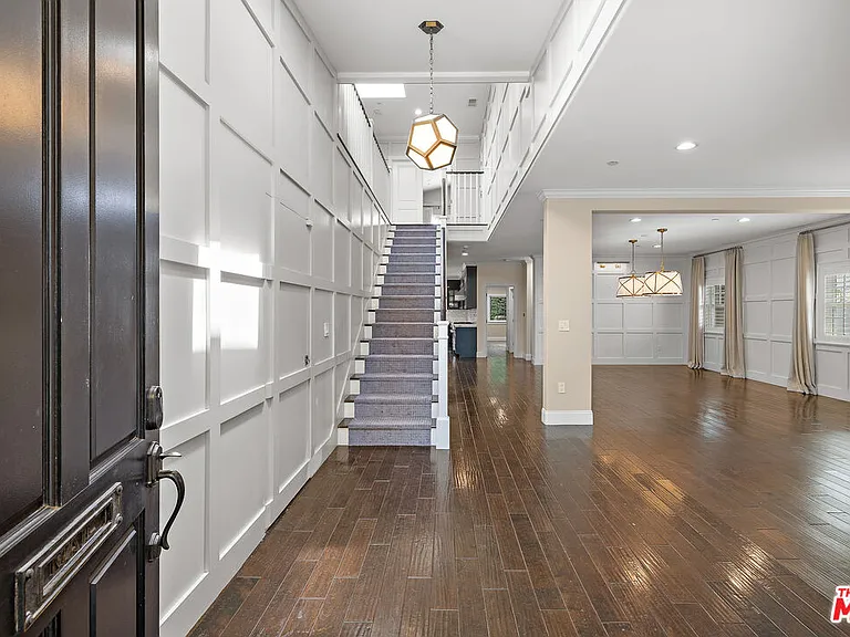 1147 Centinela Ave — Photo 10