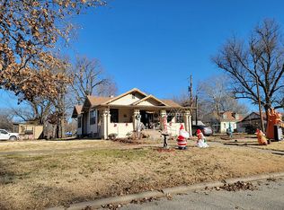 414 W 2nd St, Eureka, KS 67045