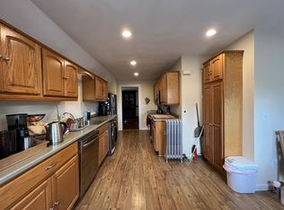 11 Magnolia St #TOP, Arlington, MA 02474