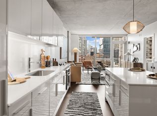 220WIL, Chicago, IL 60654